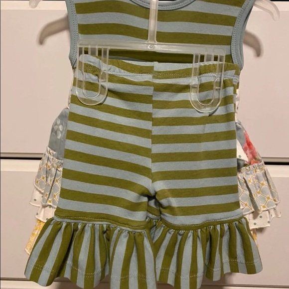 Giggle Moon outfit - Picture 3 of 4